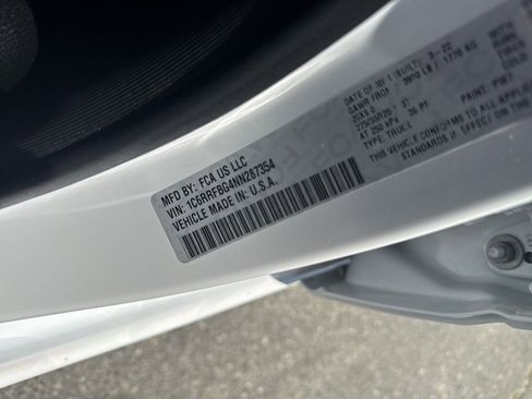 Used 2022 RAM 1500 Big Horn AWD/4WD image 38