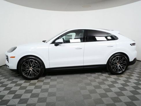 New 2026 Porsche Cayenne Coupe image 2