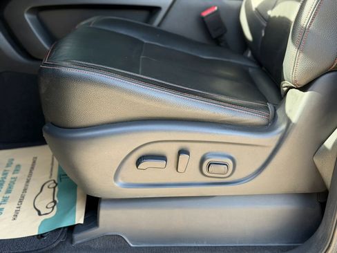 Used 2021 Nissan Titan PRO-4X w/ Pro-4x Convenience Package image 27