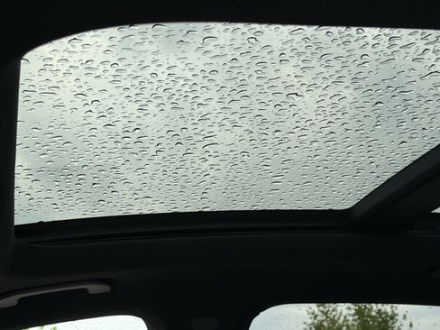 Used 2026 Mercedes-Benz GLC 350e 4MATIC image 30