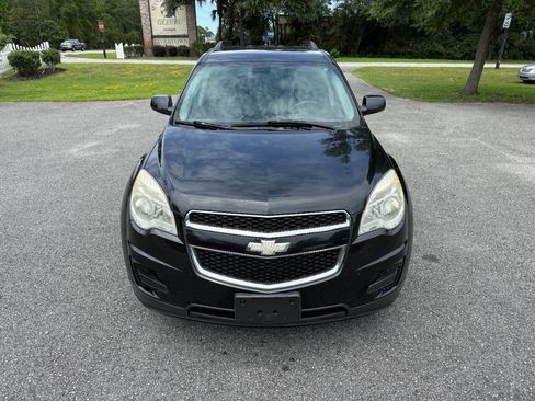 Used 2011 Chevrolet Equinox LT w/ Driver Convenience Package image 2