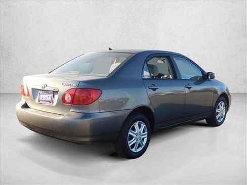 Used 2004 Toyota Corolla LE image 5