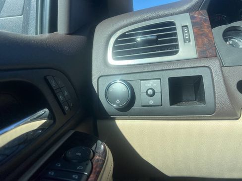 Used 2012 GMC Yukon Denali image 19