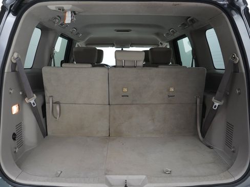 Used 2017 Nissan Quest SV FWD image 9
