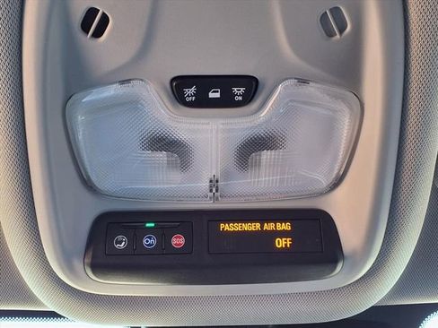 Used 2025 Chevrolet TrailBlazer LT image 22