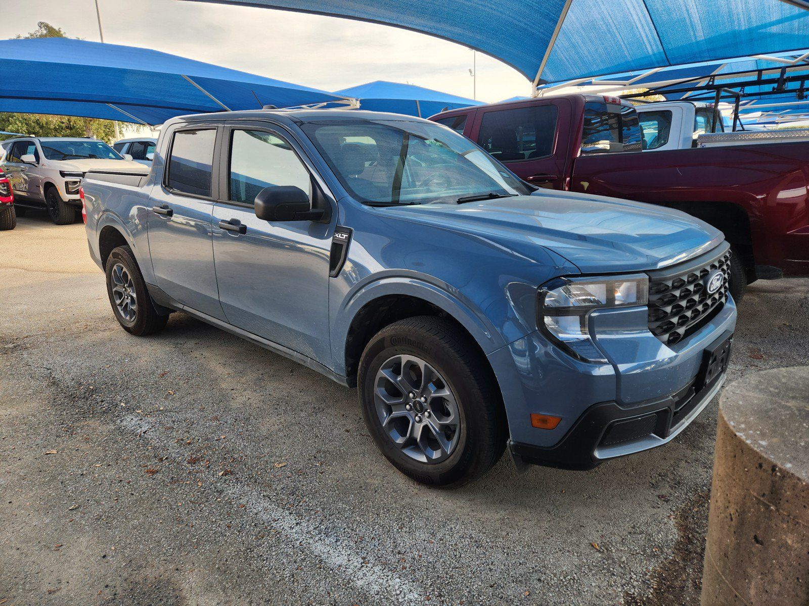 Used 2025 Ford Maverick XLT FWD image 1