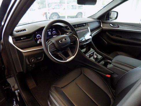 New 2026 Jeep Grand Cherokee Limited w/ Limited Altitude Package image 10