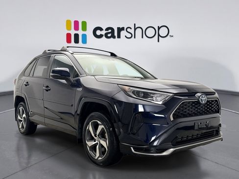 Used 2021 Toyota RAV4 SE image 7