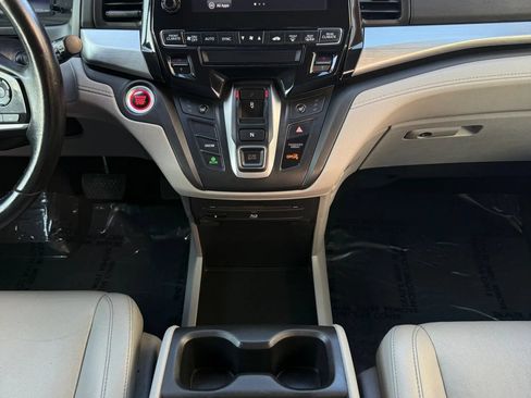Used 2018 Honda Odyssey EX-L image 36