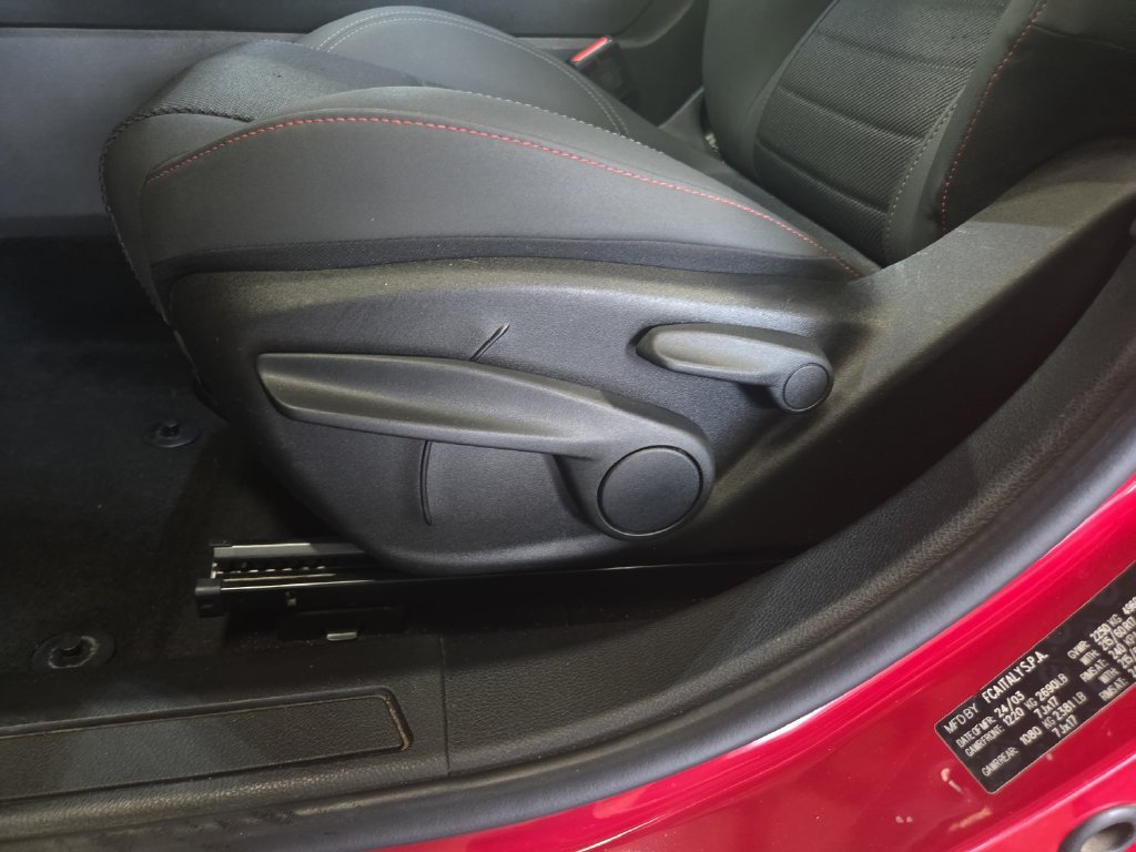 Used 2024 Dodge Hornet GT AWD/4WD image 31