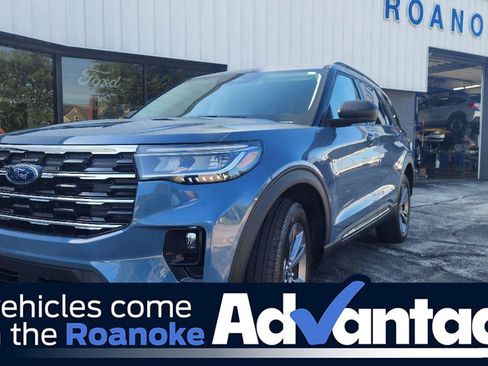 Used 2026 Ford Explorer Active w/ Active Comfort Package AWD/4WD image 1