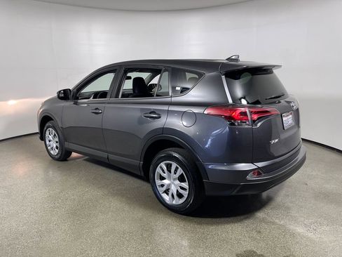 Used 2017 Toyota RAV4 LE w/ Carpet Mat Package FWD image 5