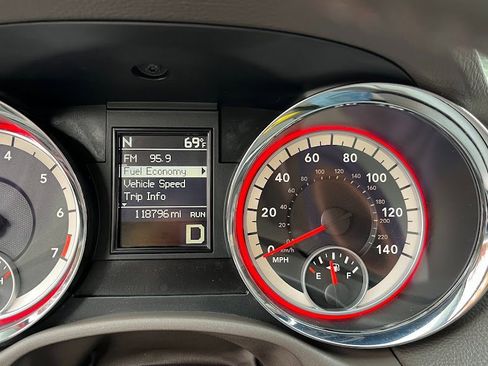 Used 2013 Dodge Durango SXT w/ Popular Equipment Group image 12