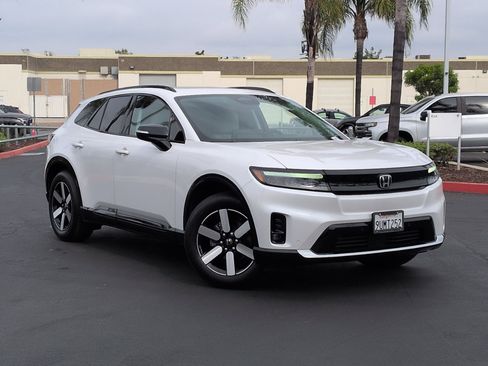 Used 2025 Honda Prologue Touring image 2