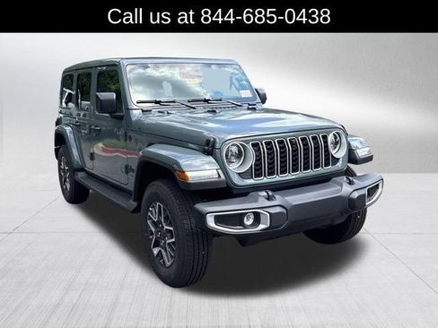 New 2026 Jeep Wrangler Unlimited Sahara AWD/4WD image 3