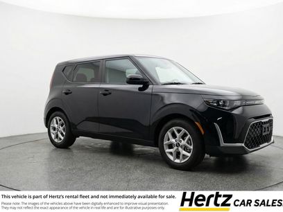 Used 2025 Kia Soul LX w/ LX Technology Package