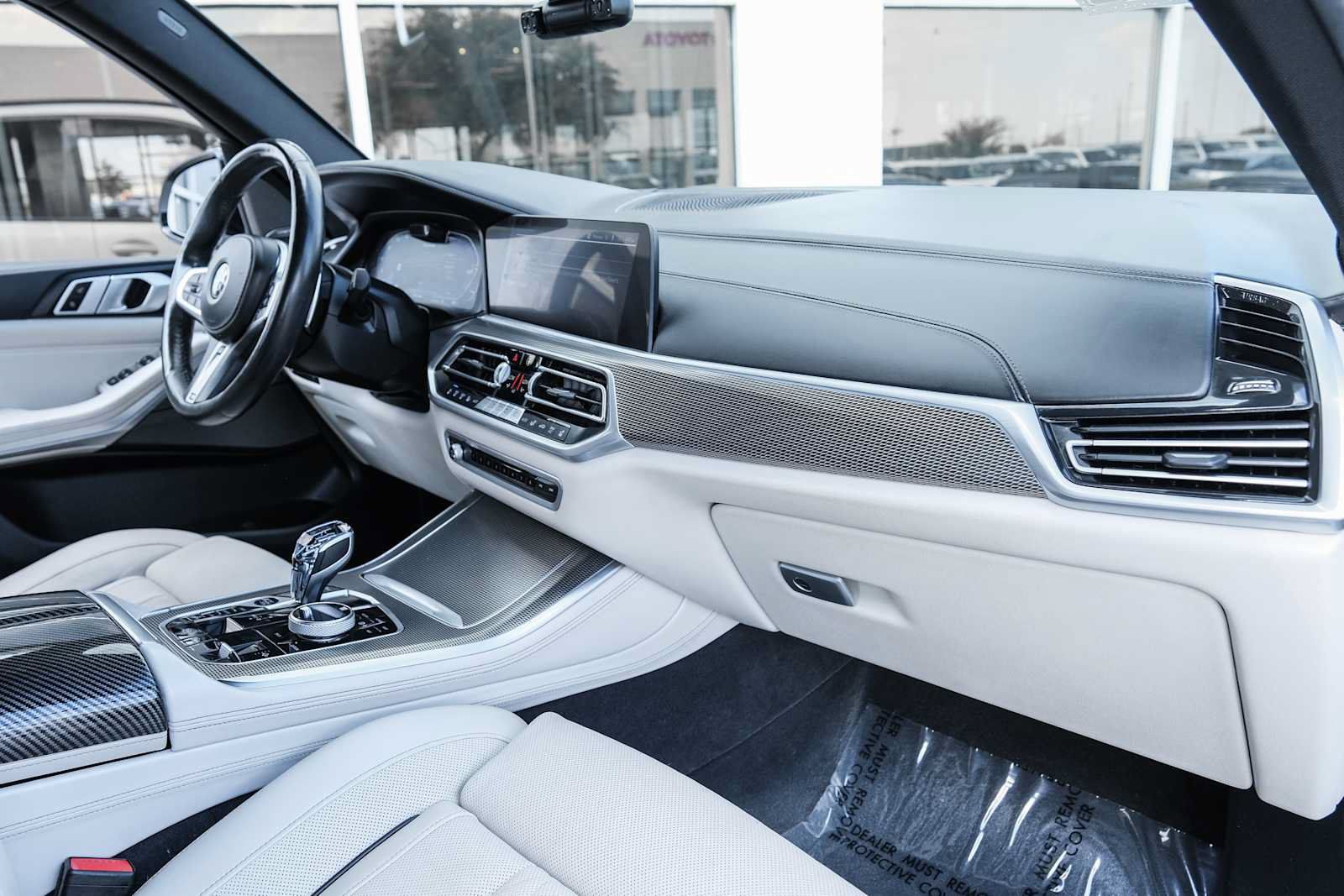 Used 2019 BMW X5 xDrive40i w/ M Sport Package AWD/4WD image 26