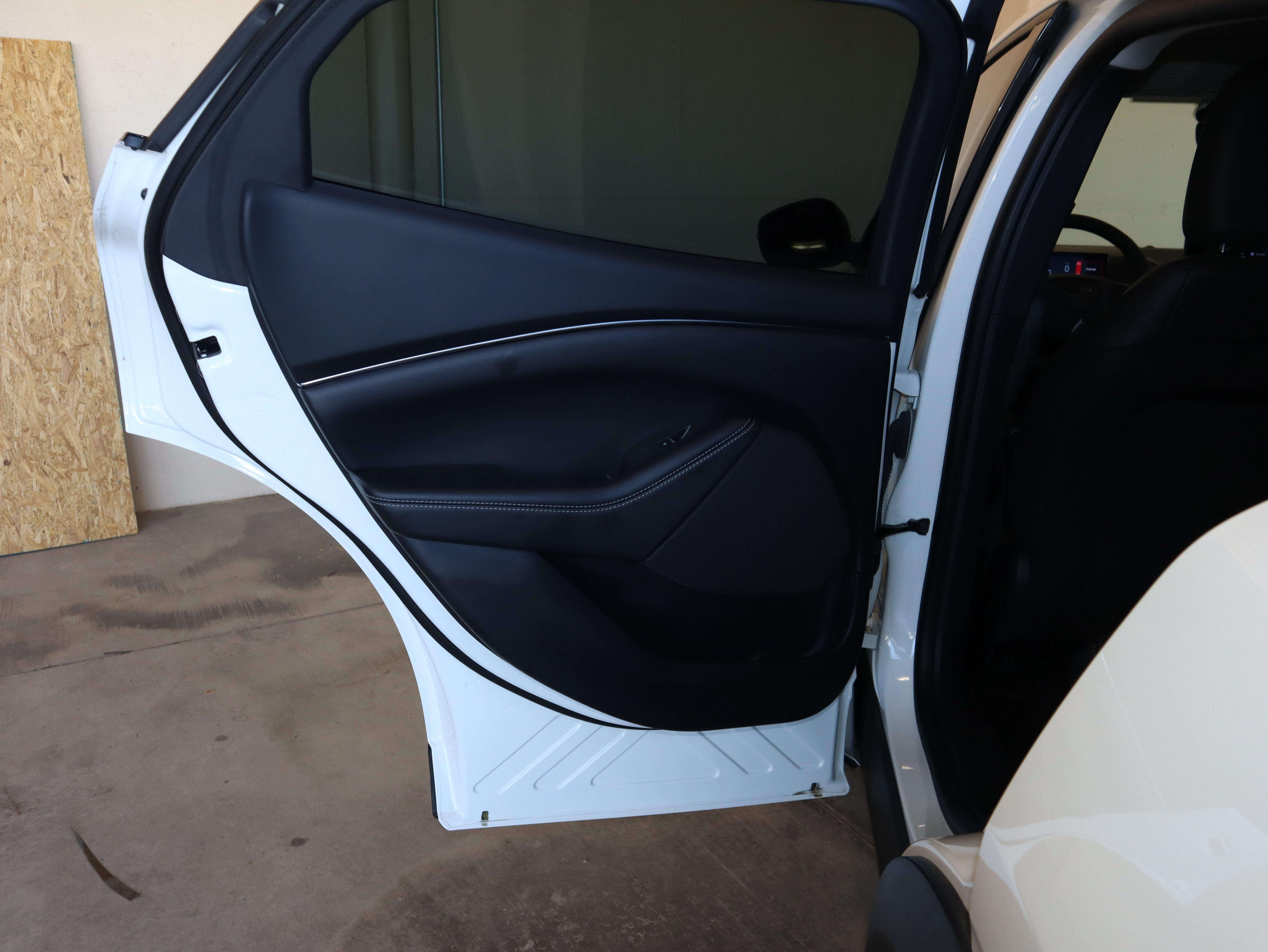 Certified 2026 Ford Mustang Mach-E Select w/ Technology Package RWD image 36