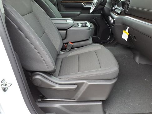 New 2026 GMC Sierra 1500 Elevation image 8