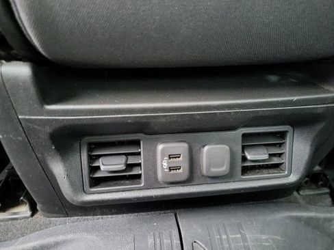 Used 2023 GMC Sierra 2500 SLE w/ SLE Value Package; image 21