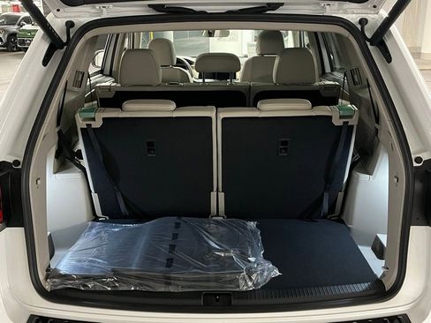 New 2026 Volkswagen Atlas SE image 39