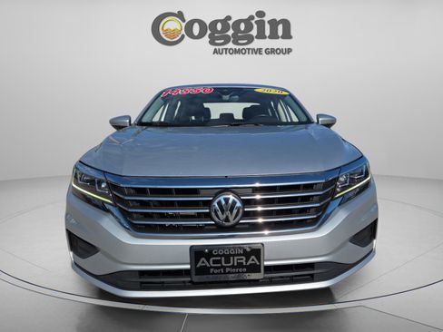Used 2020 Volkswagen Passat 2.0T SE image 9
