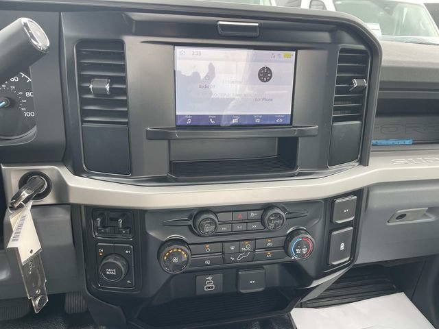 New 2026 Ford F550 4x4 Regular Cab Super Duty image 7