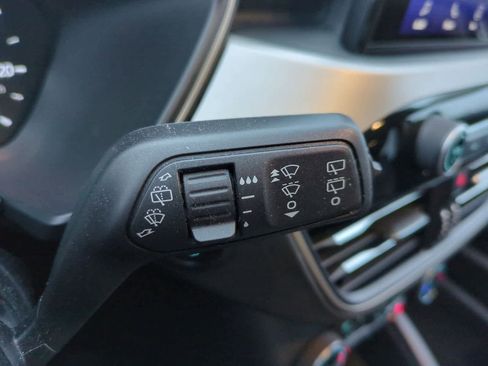 Used 2022 Ford Escape SEL image 25