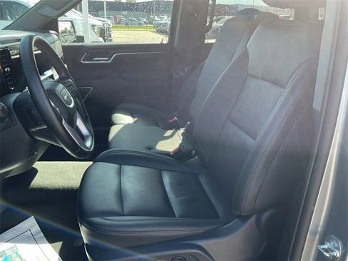 Used 2025 GMC Sierra 1500 SLT image 16