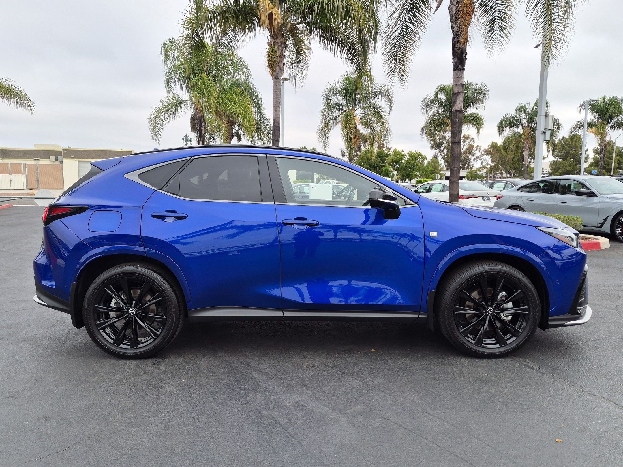 Used 2025 Lexus NX 450h+ F Sport w/ Accessory Package (2T) AWD/4WD image 11
