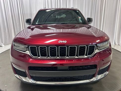 Used 2024 Jeep Grand Cherokee L Limited AWD/4WD image 26