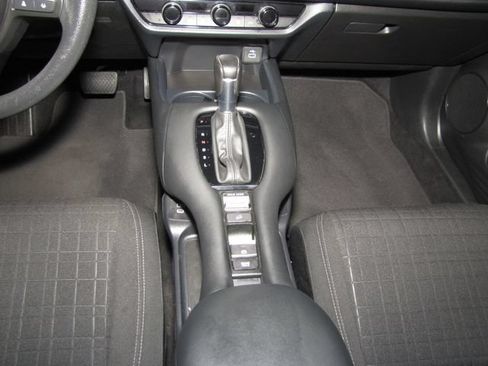 Certified 2024 Honda HR-V LX image 14