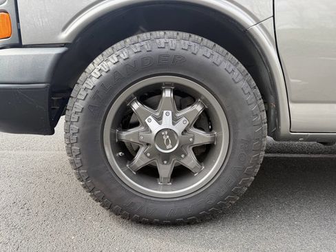 Used 2012 Chevrolet Express 1500 AWD w/ Cold Climate Package image 10