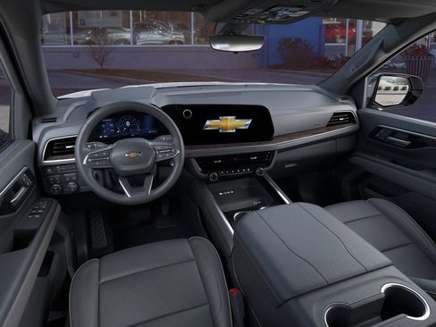 New 2026 Chevrolet Suburban Premier AWD/4WD image 15