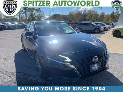 Used 2023 Nissan Altima 2.5 SV w/ SV Premium Package