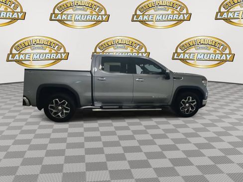 Used 2023 GMC Sierra 1500 SLT w/ SLT Premium Plus Package AWD/4WD image 4