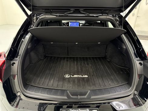 Used 2023 Lexus UX 250h AWD w/ Premium Package image 28