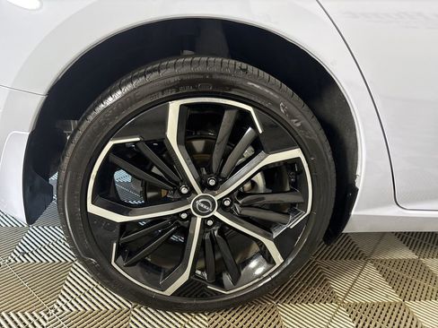 Used 2025 Nissan Altima 2.5 SR AWD/4WD image 30