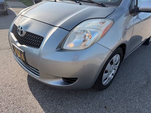 Used 2008 Toyota Yaris 2-Door Hatchback FWD image 14