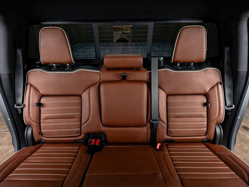 Used 2024 GMC Sierra 1500 Denali Ultimate AWD/4WD image 35