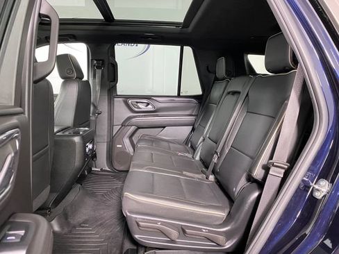 Certified 2024 GMC Yukon SLT w/ SLT Premium Package AWD/4WD image 26