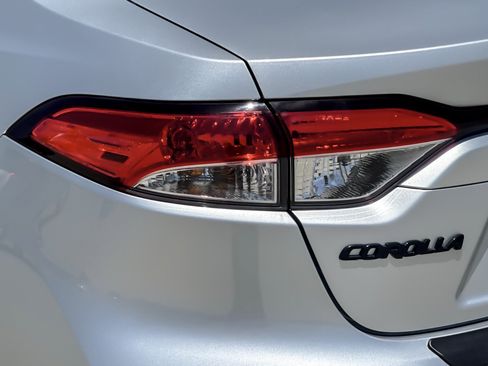 Certified 2023 Toyota Corolla LE w/ Carpet Mat Package (TMS) FWD image 24