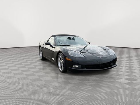 Used 2007 Chevrolet Corvette Convertible image 2