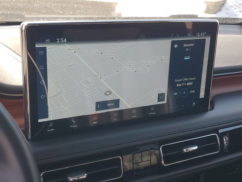 Certified 2023 Lincoln Nautilus Reserve image 16