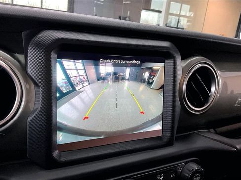 Used 2020 Jeep Wrangler Unlimited Sahara w/ Dual Top Group image 14