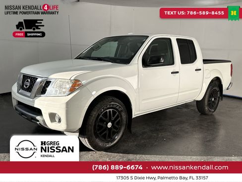 Used 2018 Nissan Frontier SV image 6