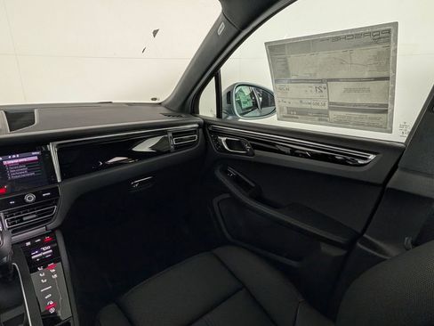 New 2026 Porsche Macan AWD/4WD image 23