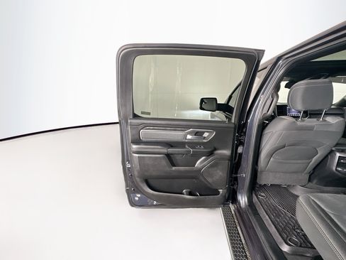 Used 2019 RAM 1500 Big Horn AWD/4WD image 25