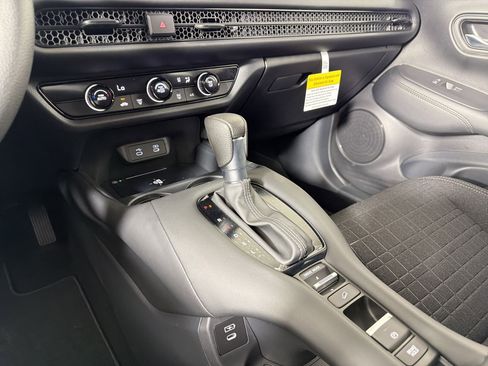New 2026 Honda HR-V LX image 18