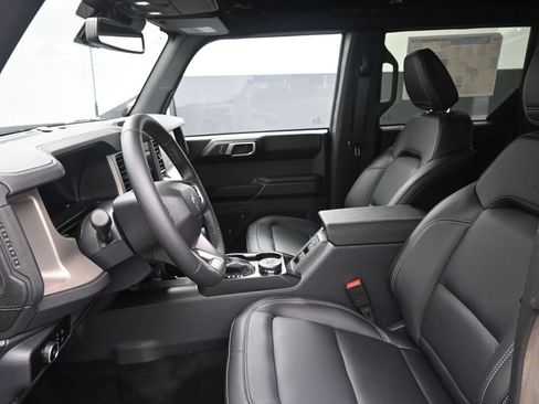 New 2025 Ford Bronco Outer Banks image 21